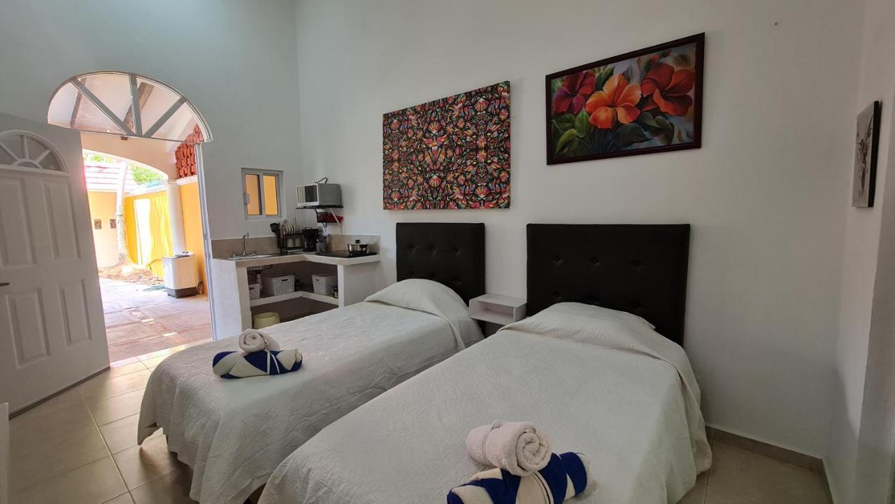 Flores Ferienhaus *